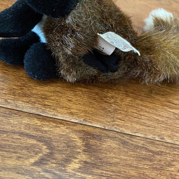 FOLKMANIS Mini Fox Finger Puppet Plush 5" Stuffed Animal Brown Black White - Picture 5 of 5